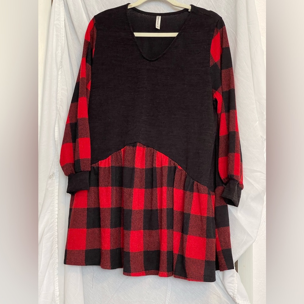 Buffalo plaid Tunic. Size 1X
